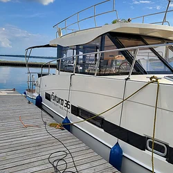 Futura 36