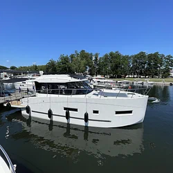 Futura 40