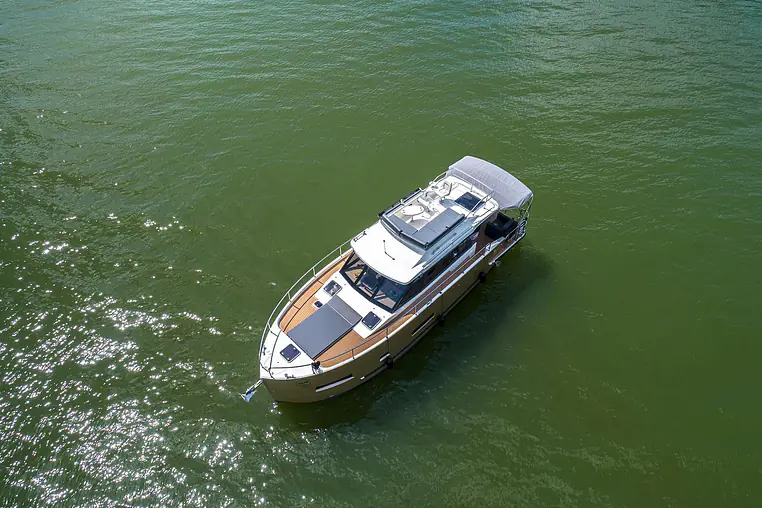 Czarter jachtu motorowego Futura 40
