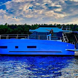 Futura 40