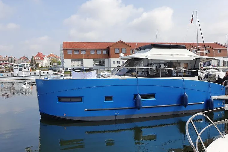 Mikołajki czarter - Futura 40