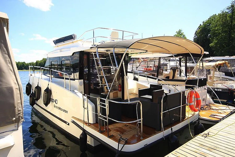 Czarter Futura 40