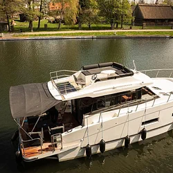 Futura 40
