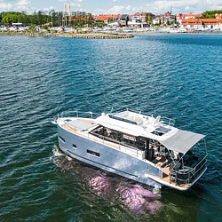 Futura 40