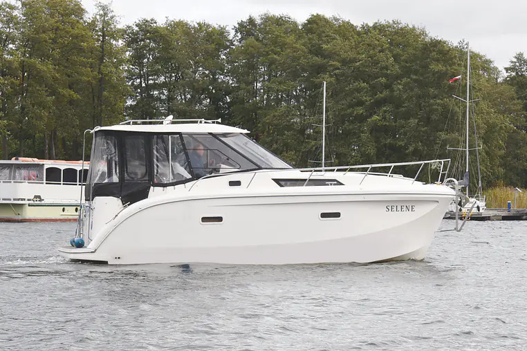Mazury czarter - Futura 860