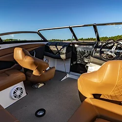 Glastron GT229