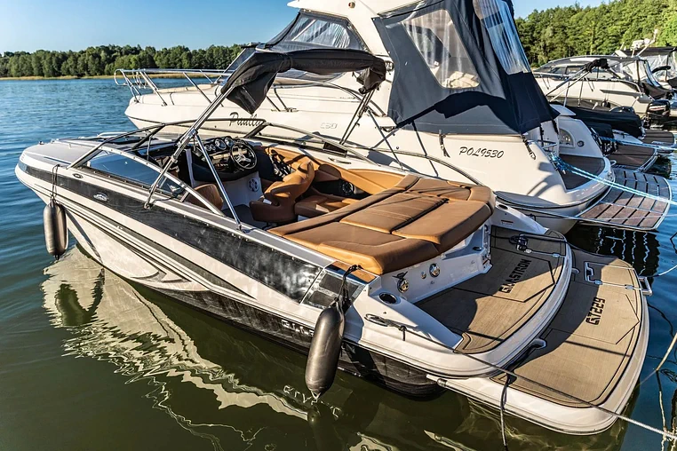 Giżycko czarter - Glastron GT229