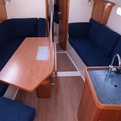 Hanse 320