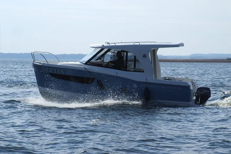 Mazury czarter - Janmor 700