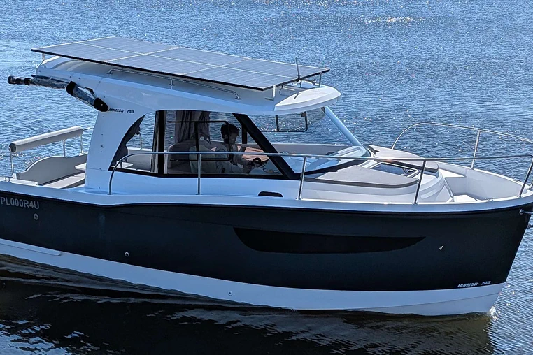 Czarter houseboatu Janmor 700