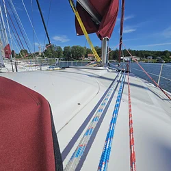 Laguna 30