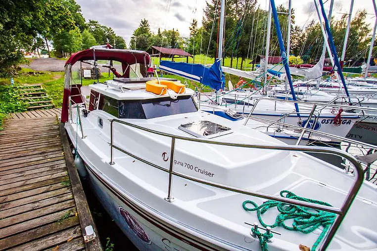 Mazury czarter - Laguna 700 Cruiser