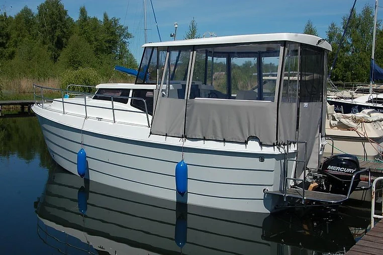 Mazury czarter - Laguna 700 Cruiser
