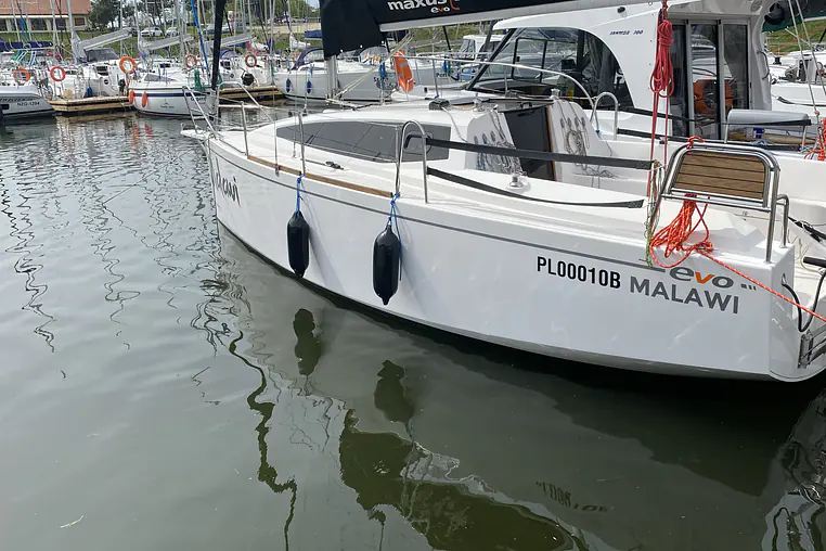 Czarter jachtu żaglowego Maxus 24 Evo