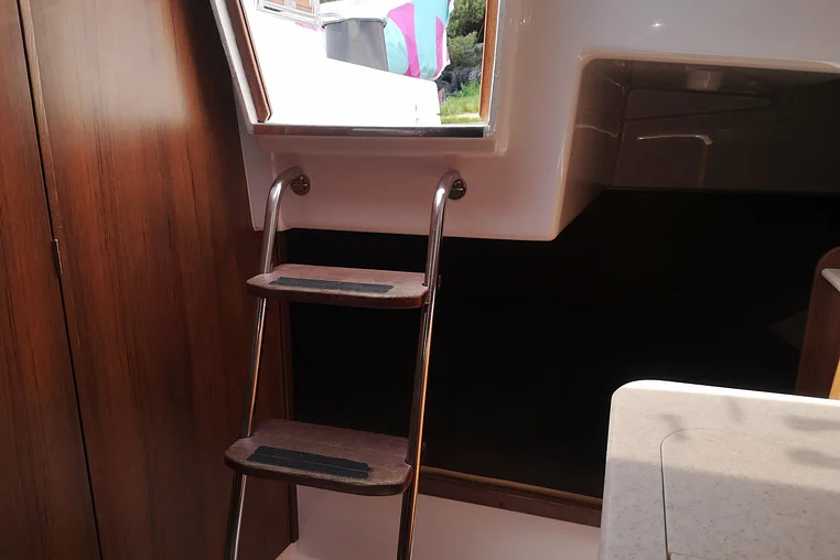 Czarter Maxus 24 Evo