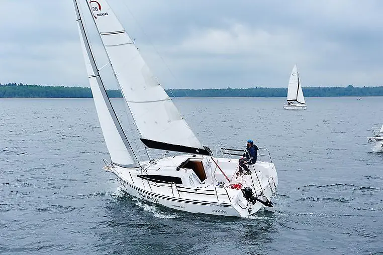 Czarter jachtu żaglowego Maxus 26