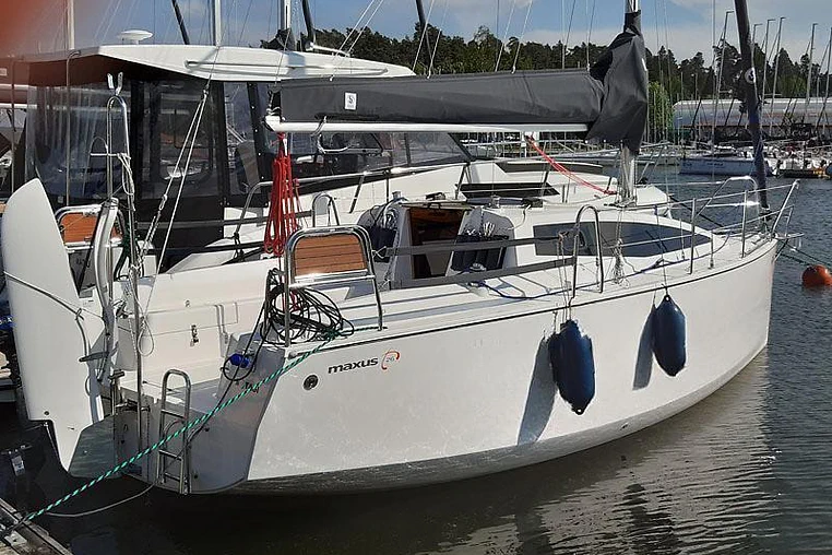 Mazury czarter - Maxus 26