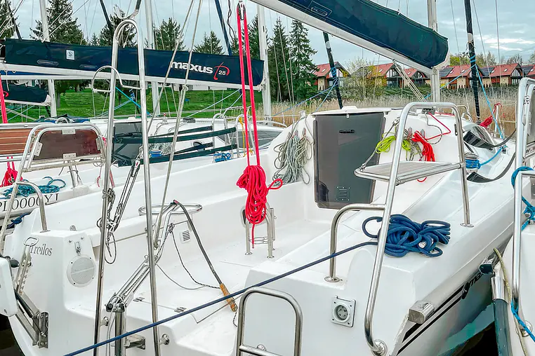 Mazury czarter - Maxus 28