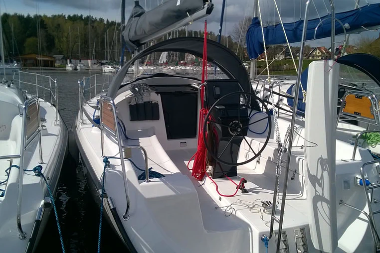 Czarter Tarpol Jacht Czarter - Maxus 33.1 RS