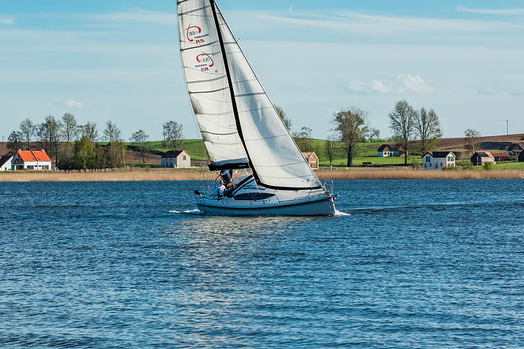 Giżycko czarter - Maxus 33.1 RS