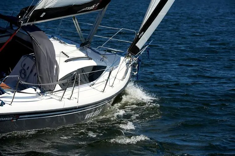 Bogaczewo czarter - Maxus 33.1 RS