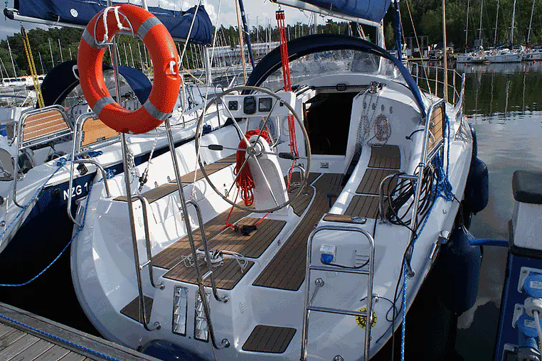 Mazury czarter - Maxus 33