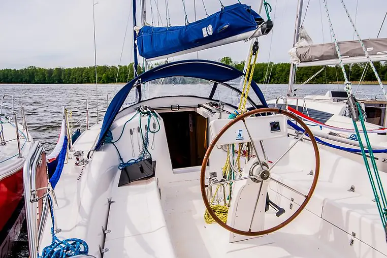 Mazury czarter - Maxus 33