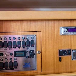 Maxus 33
