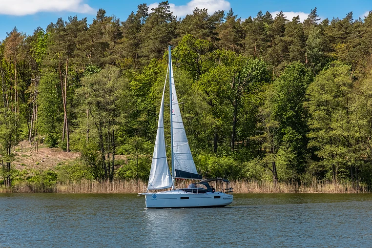 Mazury czarter - Maxus 34