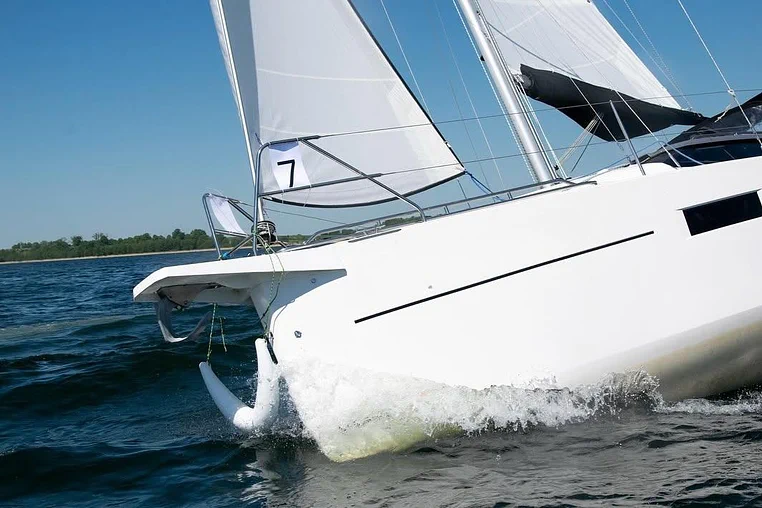 Czarter Maxus 34