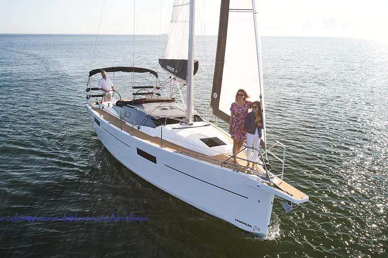 Mazury czarter - Maxus 34