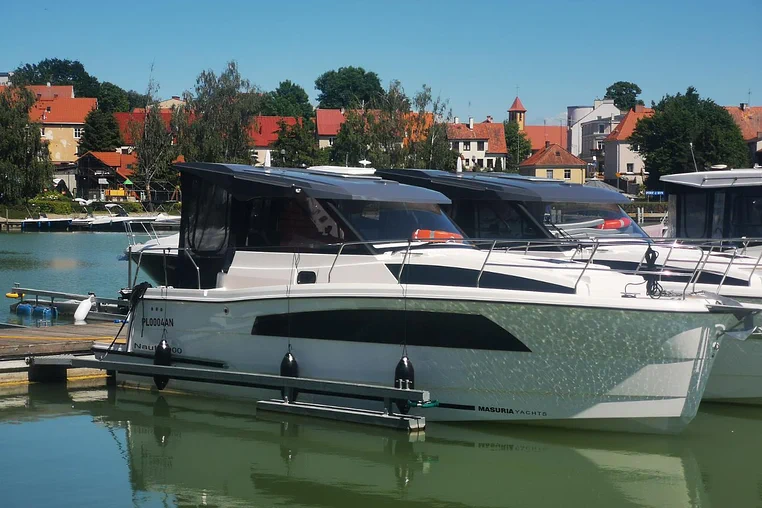 Czarter houseboatu Nautic 30 (900)