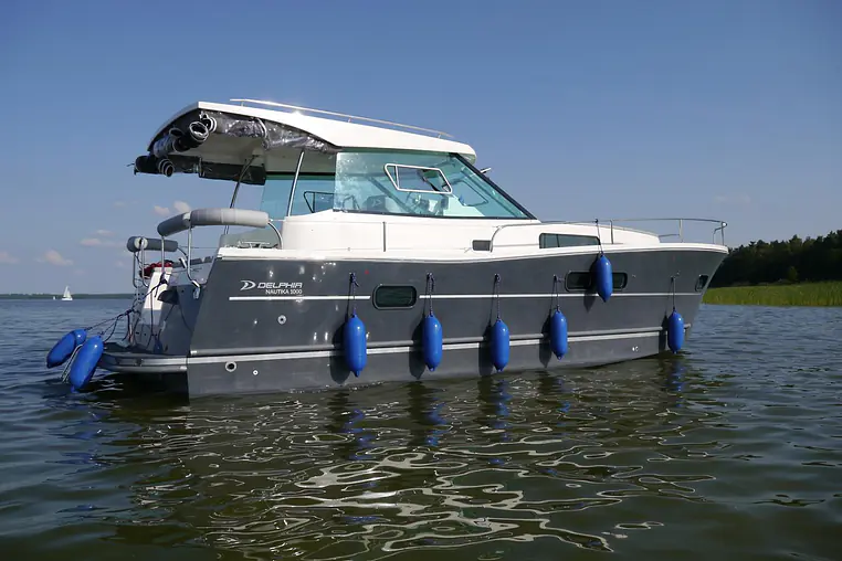 Czarter houseboatu Nautika 1000