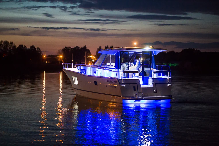 Mazury czarter - Nautika 1300