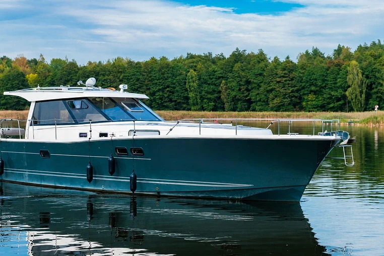 Czarter jachtu motorowego Nautika 1300