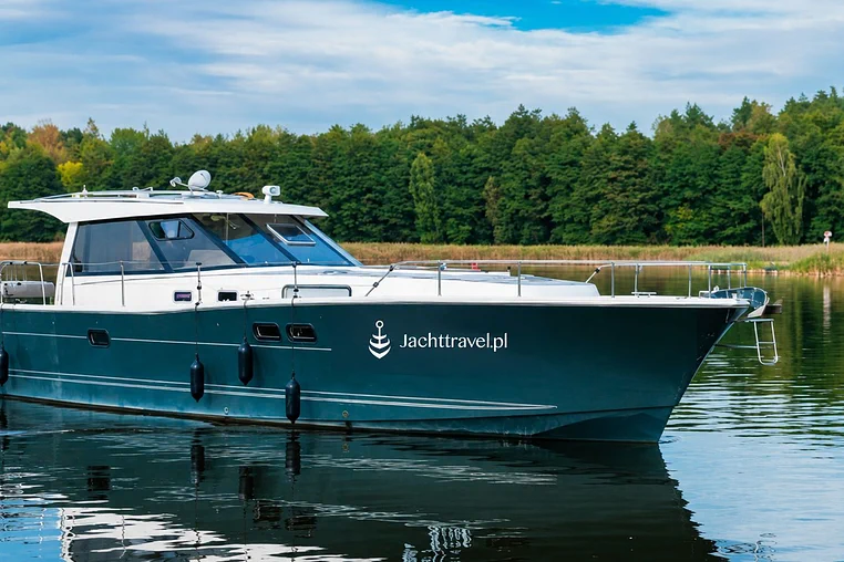 Czarter jachtu motorowego Nautika 1300