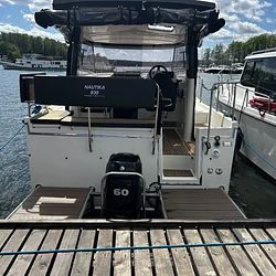 Nautika 830