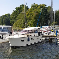 Nautika 830
