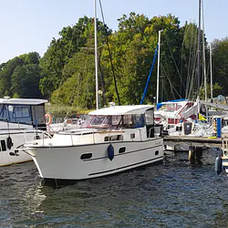 Nautika 830
