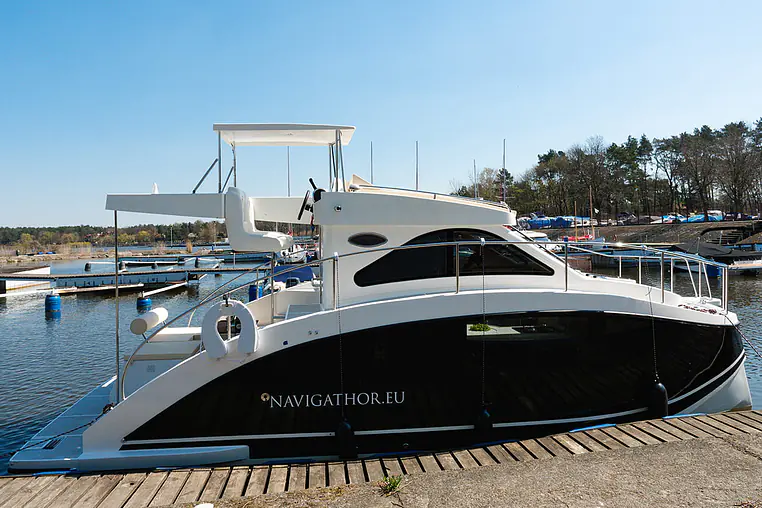 Czarter jachtu motorowego Navigathor 26