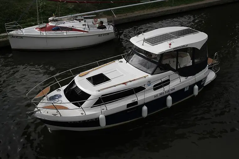 Mazury czarter - Navigator 999