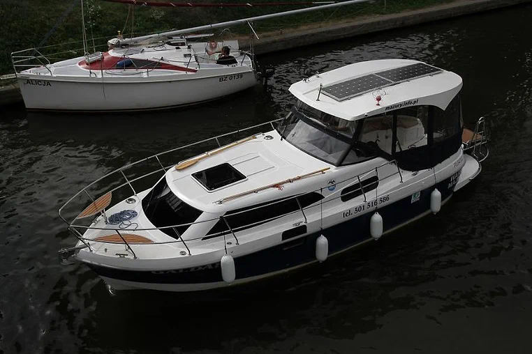 Mazury czarter - Navigator 999