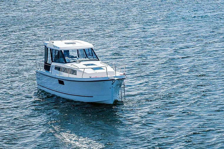 Czarter houseboatu Nexus 870 Revo