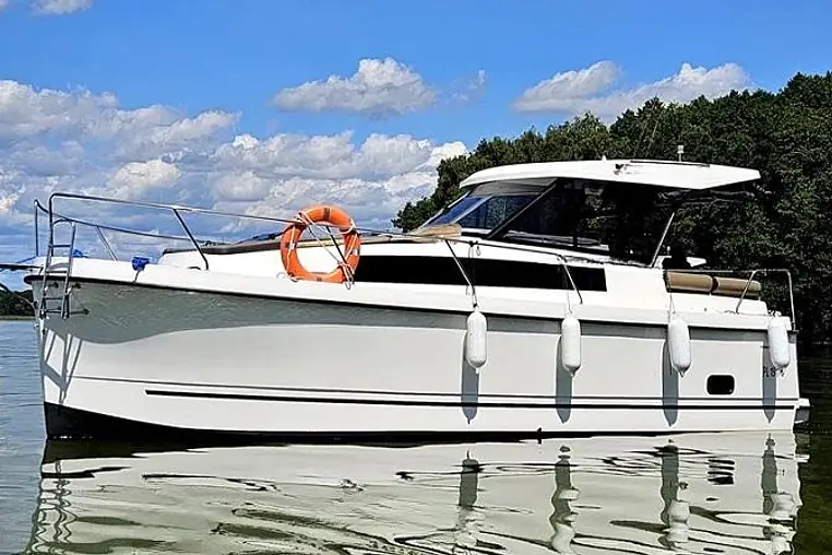 Czarter jachtu motorowego Nexus 870 Revo