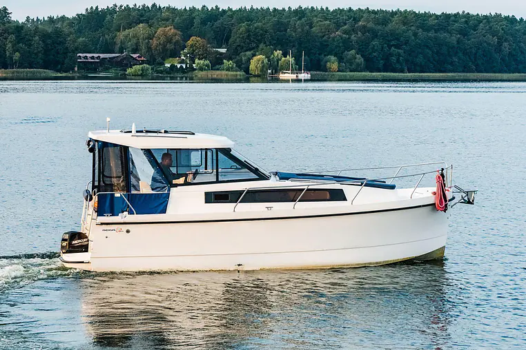 Mazury czarter - Nexus 870 Revo