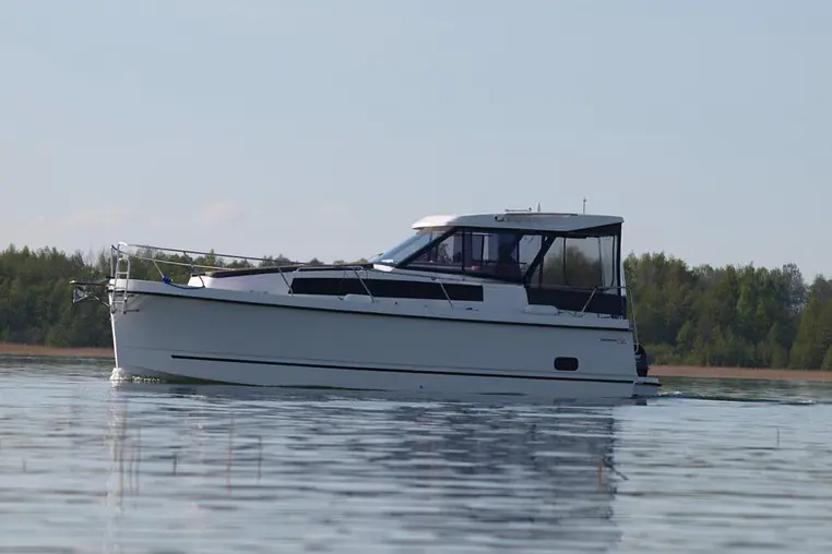 Czarter jachtu motorowego Nexus 870 Revo