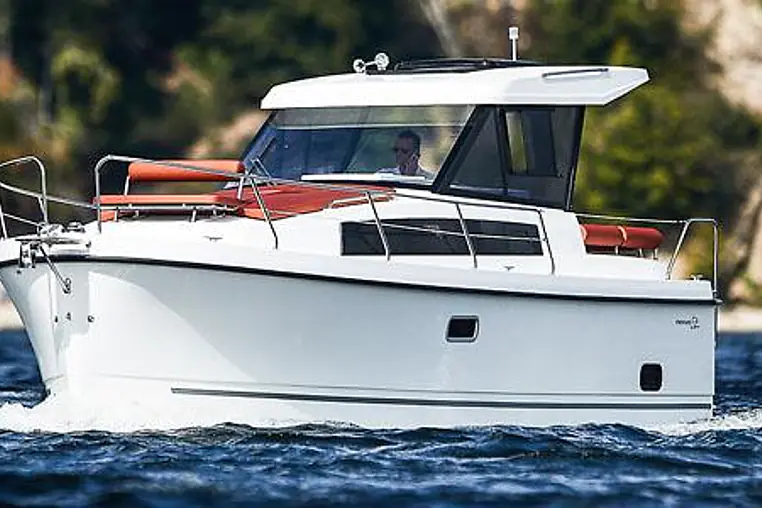 Mazury czarter - Nexus 870 Revo