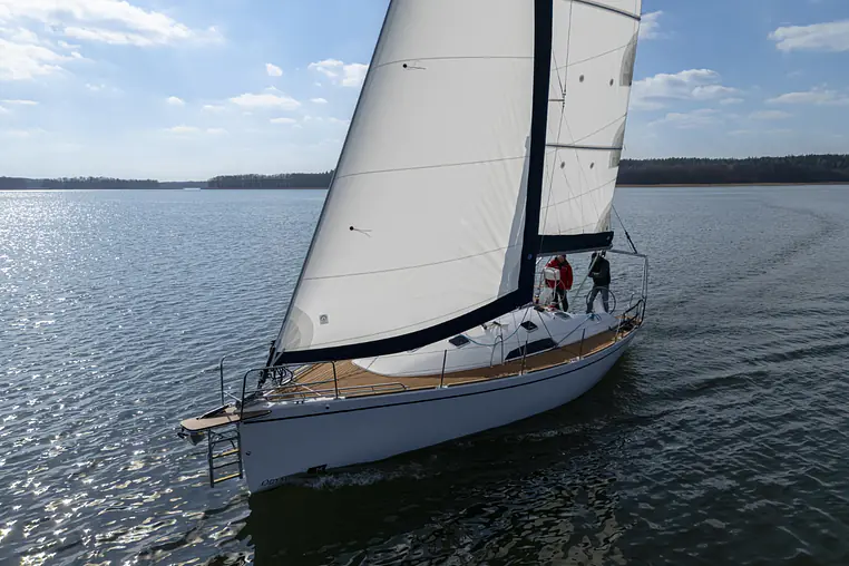 Giżycko czarter - Odysseya S36