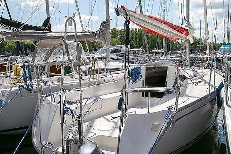 Giżycko czarter - Phila 880