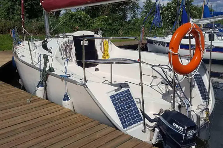 Mazury czarter - Phila 880